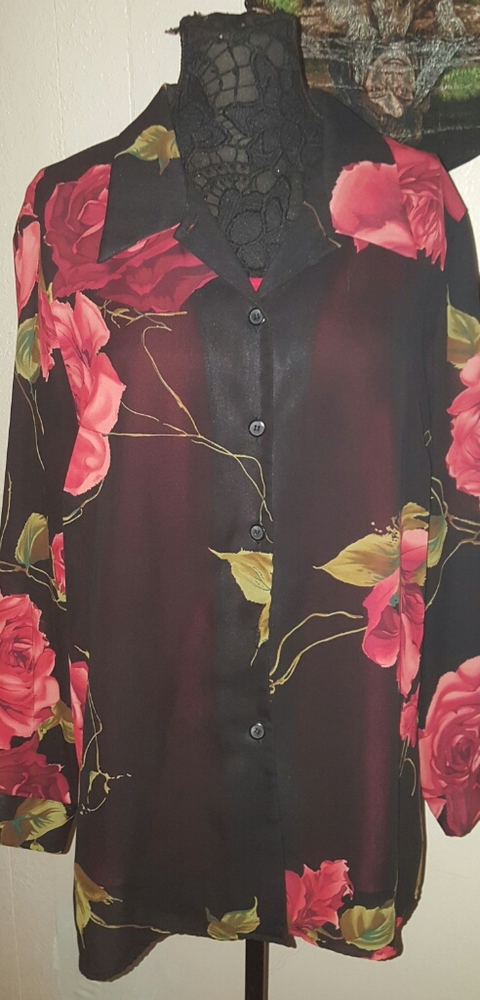 Liz & Me Red Rose Layered Button front Blouse